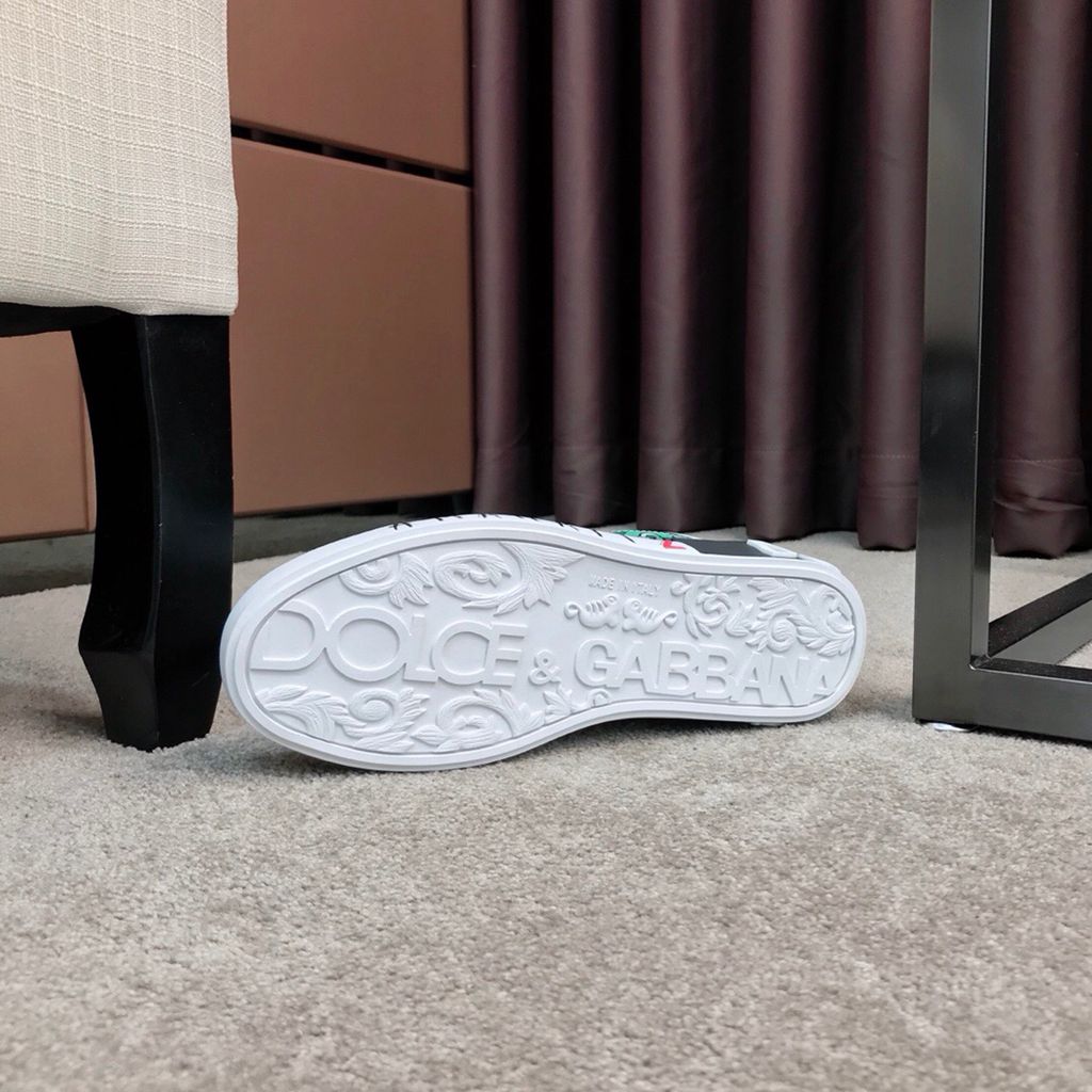 D*G sneaker